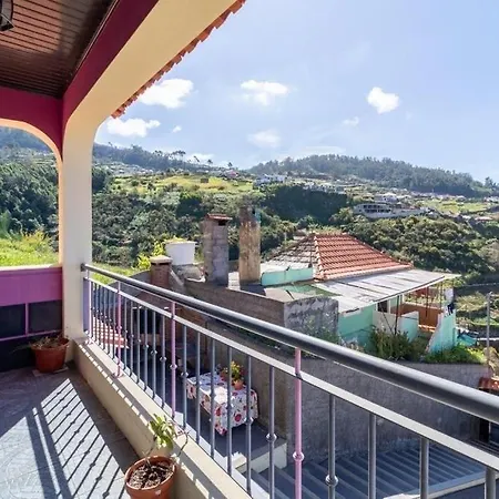 Σπίτι διακοπών Peaceful Retreat Near Levadas Ribeira do Raposo