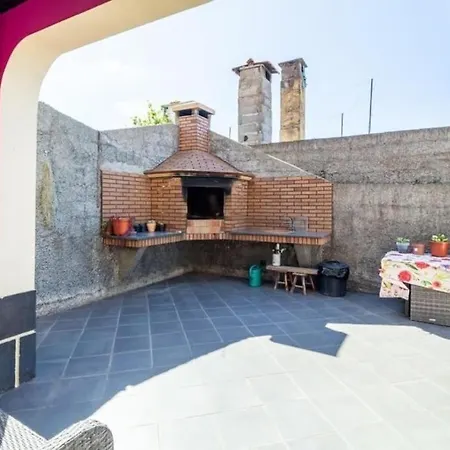 Semesterbostad Peaceful Retreat Near Levadas *