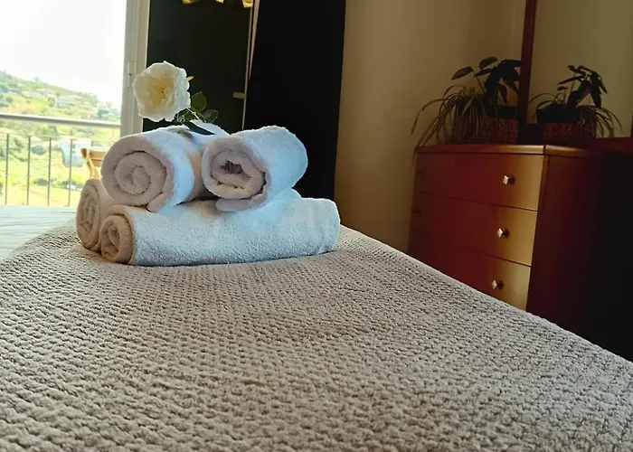 Peaceful Retreat Near Levadas