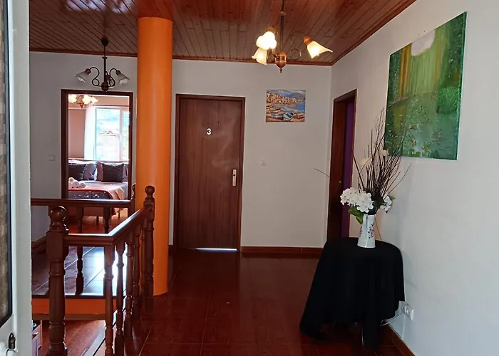 Peaceful Retreat Near Levadas *