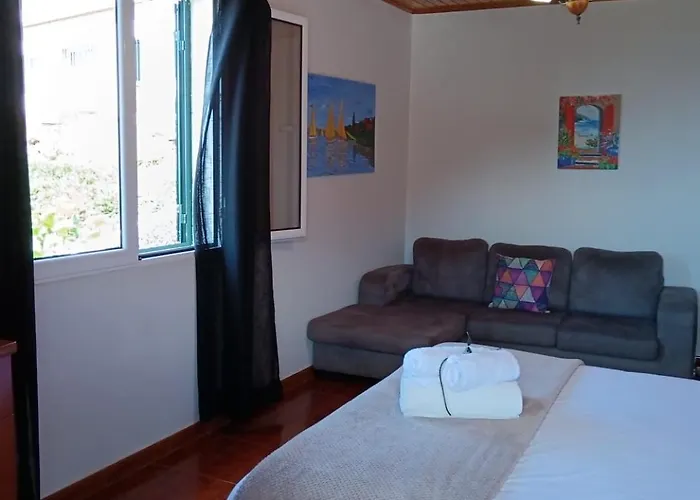 度假居 Peaceful Retreat Near Levadas