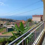 Peaceful Retreat Near Levadas Arco da Calheta (Madeira)