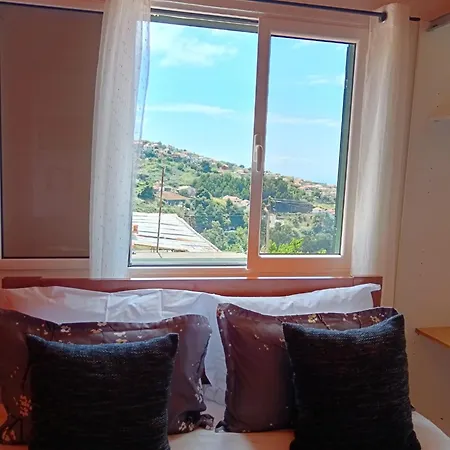 Peaceful Retreat Near Levadas Ferienhaus Arco da Calheta (Madeira)