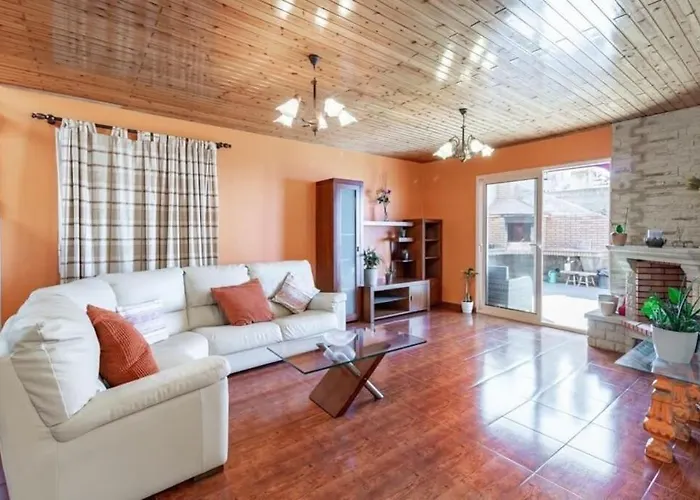 Peaceful Retreat Near Levadas Tatil Evi Arco da Calheta (Madeira)